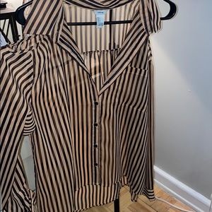 Shoulder-less long-sleeve top